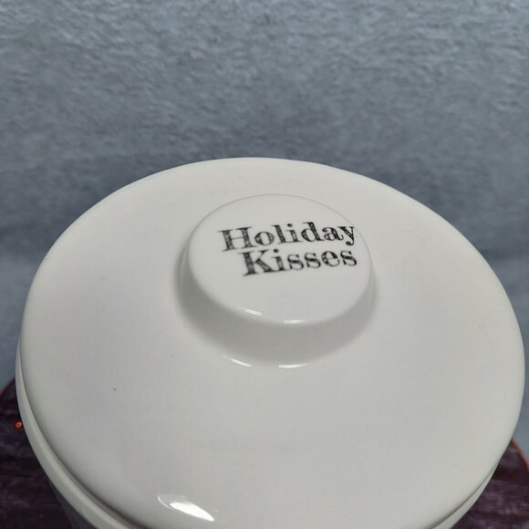 Disney Holiday Ceramic Jar With Lid Featuring Mickey & Minnie Mouse Design Zrike - Picture 9 of 13